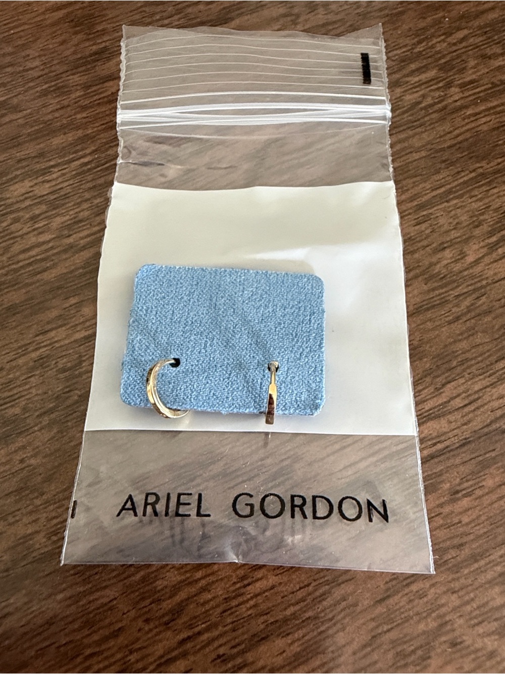 New Ariel Gordon Petite Gold Hoop Huggie Earrings - Picture 6 of 6